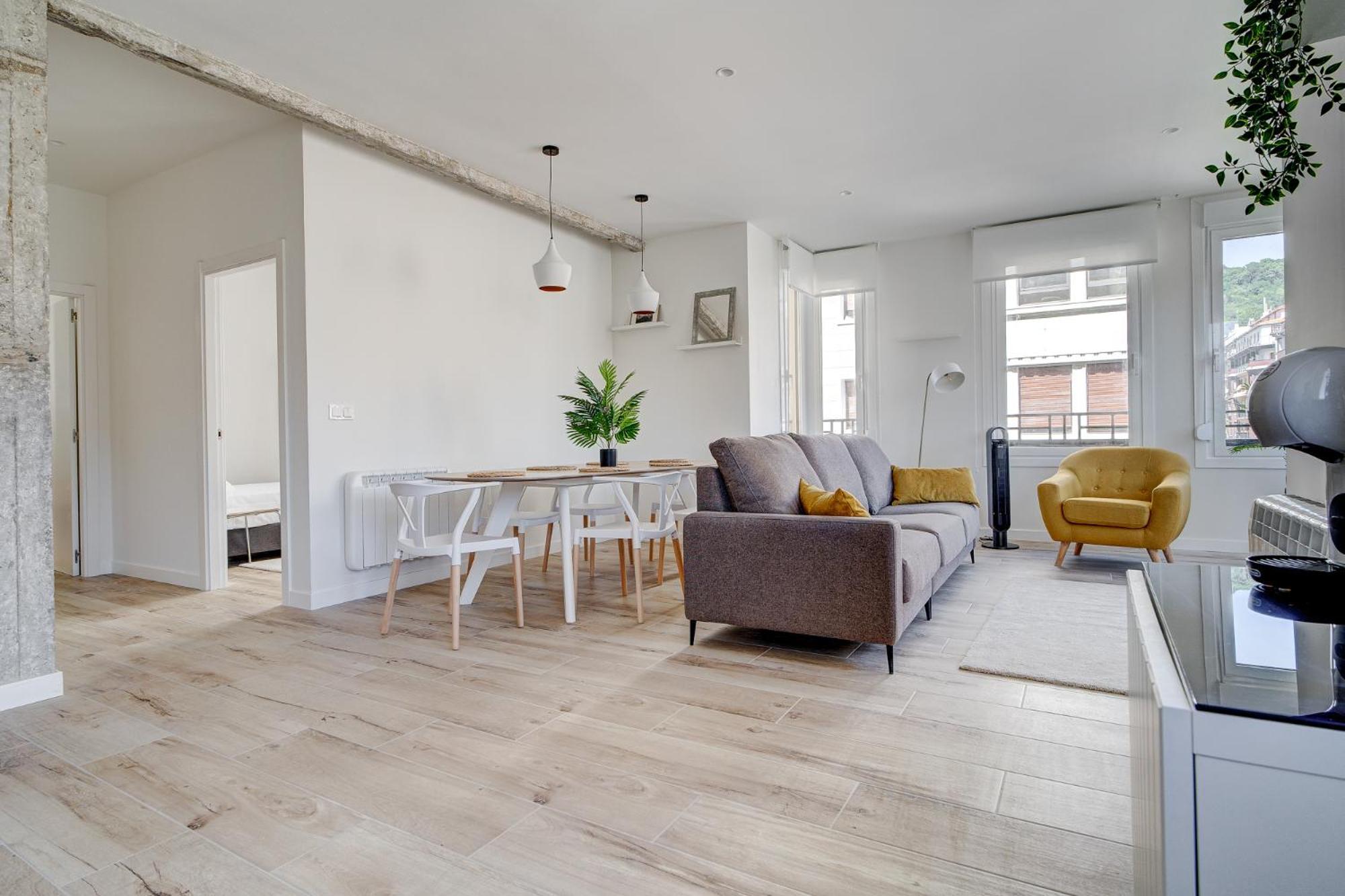 Apartamentos Gran Via By Sanse Holidays San Sebastián Esterno foto
