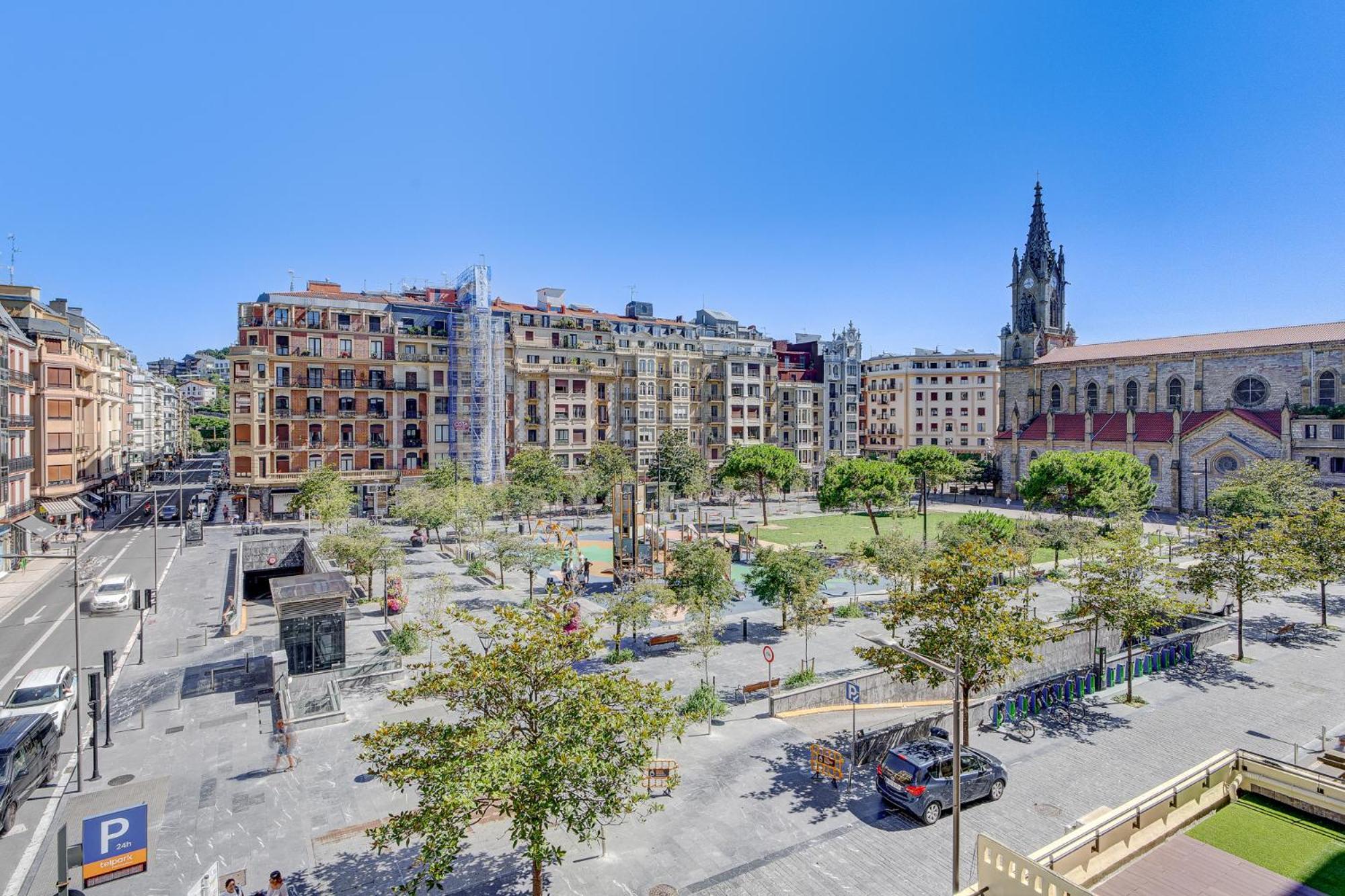 Apartamentos Gran Via By Sanse Holidays San Sebastián Esterno foto