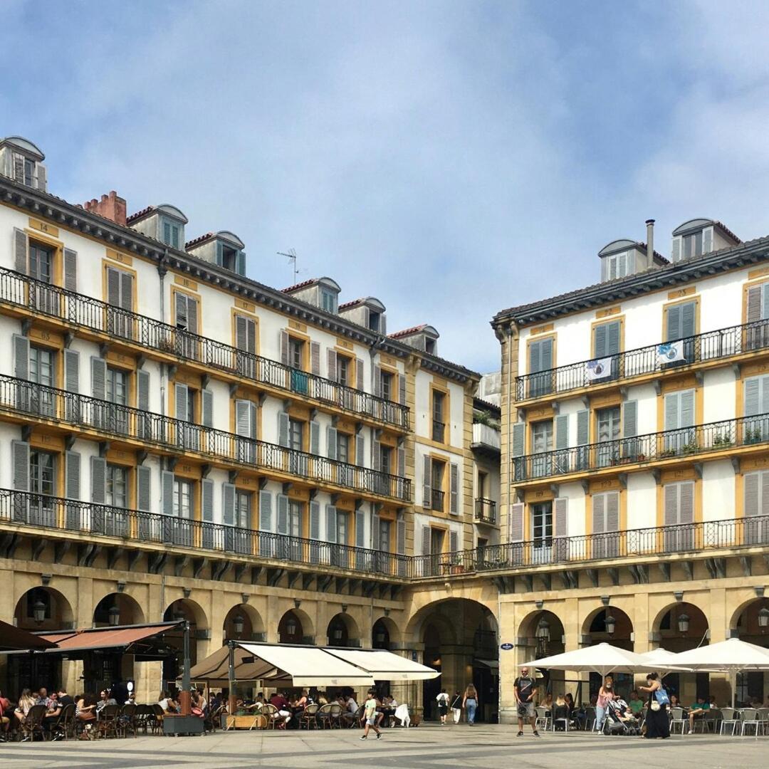 Apartamentos Gran Via By Sanse Holidays San Sebastián Esterno foto